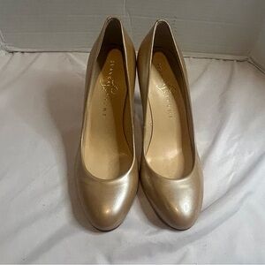 IVANKA TRUMP HEELS